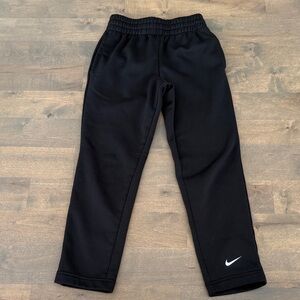 Boys Nike Therma-Fit Pants size Small